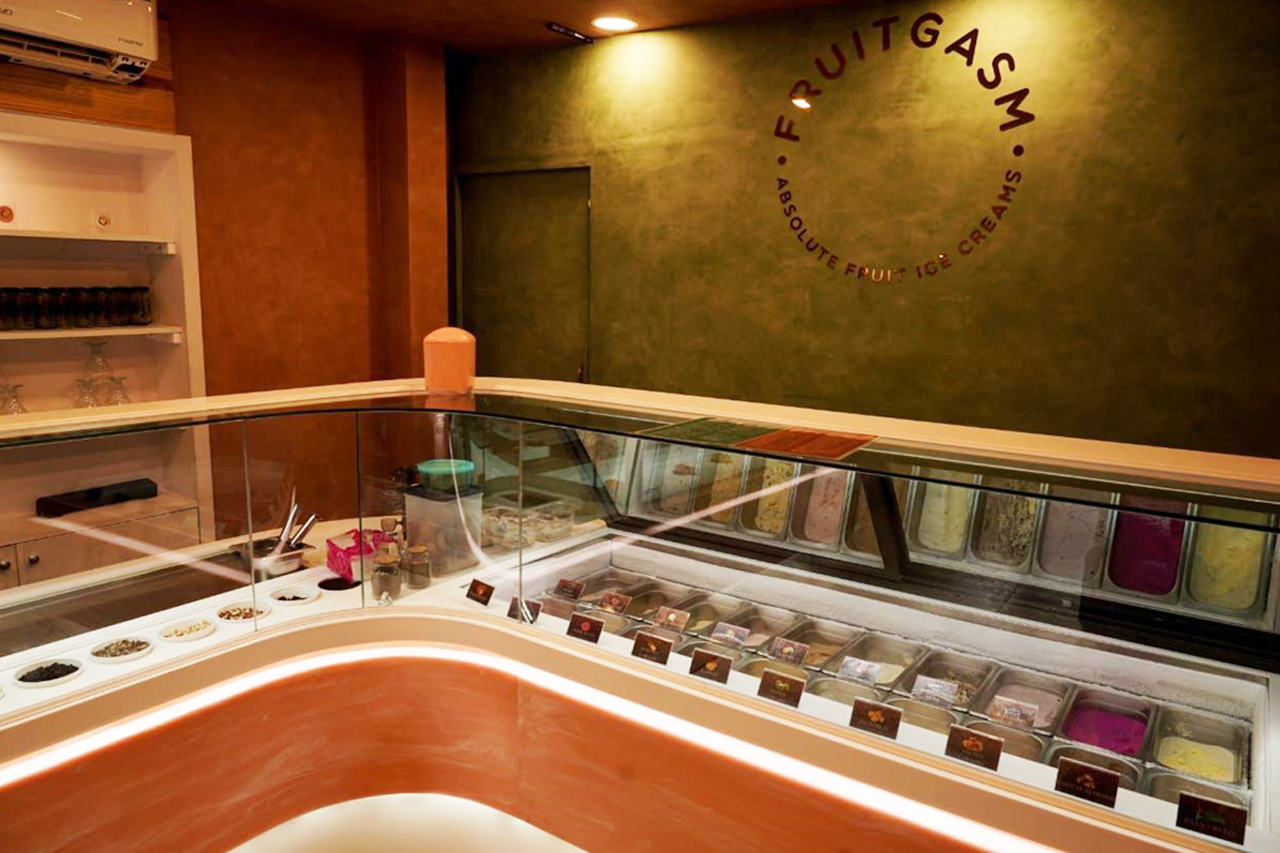 Ice Cream Display Counter 02